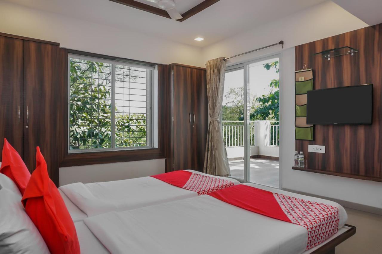 Oyo 7673 The Ark 3* Pune