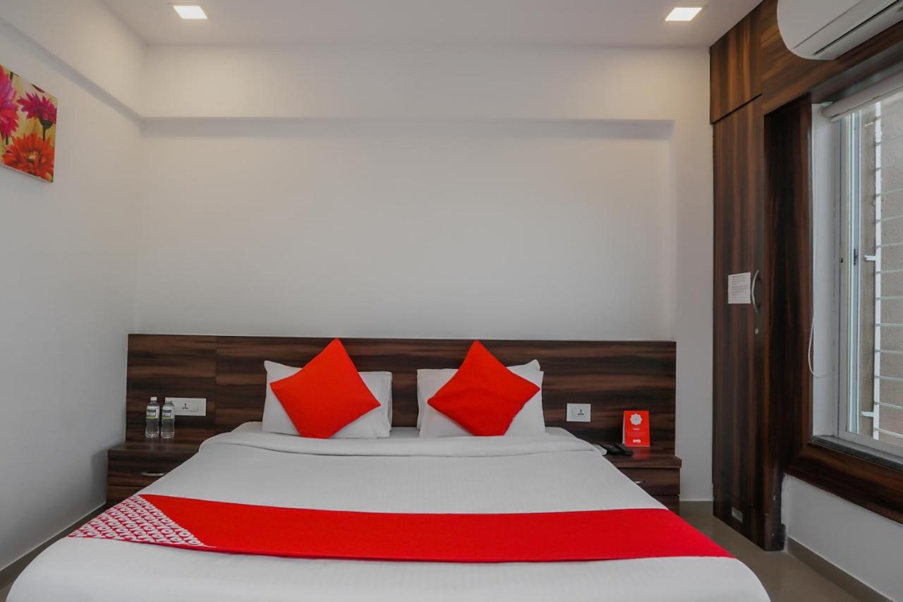 Oyo 7673 The Ark 3* Pune